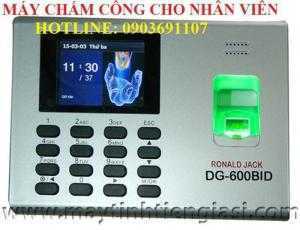 Máy chấm công nhân viên bằng vân tay giá sỉ