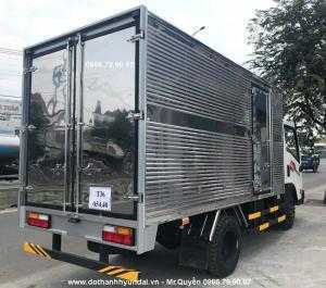 Xe tải Tera 250 thùng kín 2T4 vào tp, động cơ Hyundai