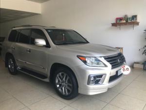 Bán Lexus LX570 sản xuất và đăng ký 2015,xe siêu lướt,biển Hà Nội,giá tốt.