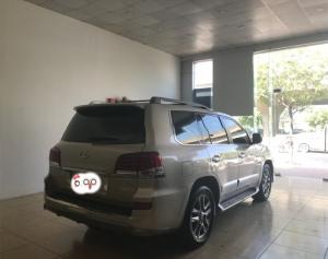 Bán Lexus LX570 sản xuất và đăng ký 2015,xe siêu lướt,biển Hà Nội,giá tốt.