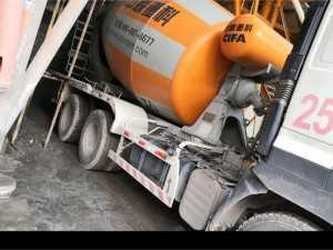 Hino 2013 giá tốt