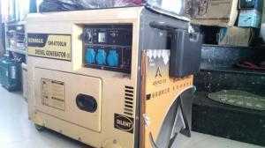 Máy Phát điện chạy xăng, dầu diesel