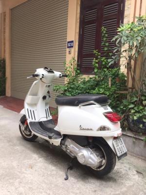 Piaggio Vespa Lx S đèn vuông mâu trắng đky 2012