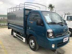 Thông số kĩ thuật xe tải Thaco Frontier K250.
Nhãn hiệu : THACO
Số loại: D4CB - CRDi
Tải trọng cho phép (Kg):1490kg / 2490kg
Khối lượng bản thân: 2250 kg
Tổng tải trọng xe: 3935kg/ 4935kg
Chiều dài thùng (mm): mui bạt (3500x1670x1830) , thùng kín(3500x1670x1670)
Công thức bánh xe 4x2
Kiểu loại động cơ Hàn Quốc : D4CB - CRDi
Công suất max/Tốc độ vòng quay (Ps/rpm) 130/3800
Momen max/Tốc độ vòng quay (N.m/rpm) 255/1500-3000
Dung tích xilanh: 2497cc
Hộp số Hàn Quốc, 6 số tiến, 1 số lùi.
Cầu chủ động Hàn Quốc - cầu sau.
Thiết kế hiện đại, có máy lạnh cabin, có radio+usb, động cơ tiêu chuẩn euro4, trang bị turbo tăng áp.