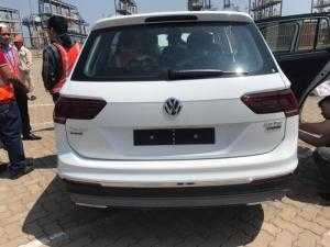 Bán xe Volkswagen Tiguan 2018 2.0L TSI mới, nhập khẩu nguyên chiếc, trả trước chỉ từ 600 triệu