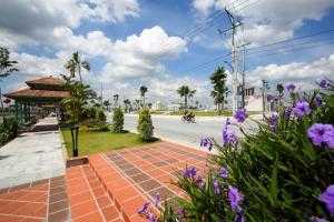 Cần bán 2 lô đất diện tích 4x20 nằm đối diện công viên 7 kỳ quan ( cát tường phú sinh) chỉ với 560tr