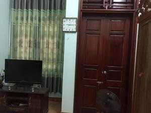 Bán gấp nhà 2 tầng 1 tum cực kỳ kiên cố đường thông ngõ ô tô chỉ 1,7 tỷ