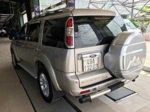 Bán Ford Everest 4x2 AT sx 2013 cà vẹt 2014