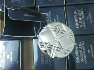 Phấn phủ mini Dior auth