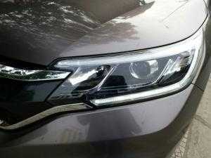 Honda CR-V 2.0 AT sản xuất 12/2016 màu Nâu, nội thất kem, số tự động. Biển Hà Nội