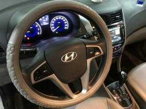 Bán Hyundai Accent Blue 1.4AT màu bạc số tự động nhập Hàn Quốc 2013 xe đẹp đi ít