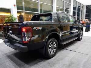 Ford Ranger wildtrack 3.2 đen sản xuất 2018 giao ngay