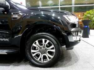 Ford Ranger wildtrack 3.2 đen sản xuất 2018 giao ngay