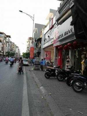 HOT !!! Cho thuê tòa nhà văn phòng - Công ty - Karaoke - Nhà Hàng Tại Cầu Giấy.