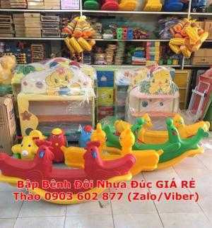 Thú nhún lò xo giá rẻ, bập bênh nhựa đúc, kệ gỗ, tủ gỗ, cầu tuột ngoài trời