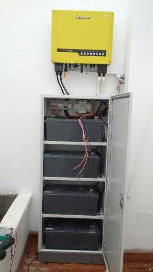 Bộ hòa lưới tiết kiệm điện năng lượng mặt trời dùng Inverter Hybrid 5KW