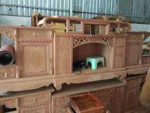 Kệ tivi giả cổ kiểu hàm ếch gỗ hương đá
