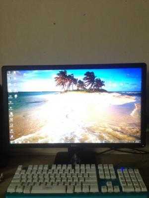 lcd may tinh