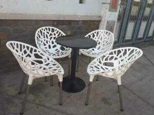 Bàn ghế cafe sân vườn m1