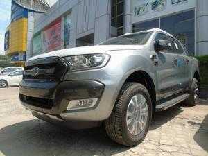 Ford Ranger Wildtrak 3.2 màu bạc