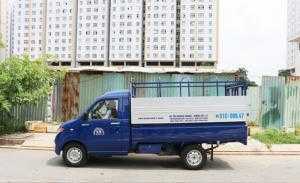 - Xe tải kenbo 990kg Công thức bánh xe 4×2 nhỏ gọn giúp xe di chuyển linh hoạt qua các con đường nhỏ hẹp. Hệ thống treo bằng nhíp lá, giúp cho xe hoạt động êm ái, chịu được tải trọng cao.