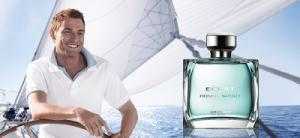 Nước Hoa Nam Eclat Homme Sport Eau de Toilette - Nét tao nhã thường nhật - Sản Xuất: Thụy Điển
Sự pha trộn giữa nốt hương tinh tế của da lộn và sự tươi mát của cam bergamot từ miền Nam nước Pháp đã tạo nên bản hòa tấu hoàn hảo mang tên EclatHommeSport. Đọng lại cuối cùng là hương gỗ đầy sức sống và năng lượng, chuyển tải hình ảnh người đàn ông tự tin, năng động và thành công. 75ml.Mã SP: 31236
