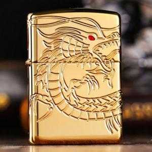 Zippo Armor khắc rồng vàng chìm mắt đỏ Z144