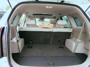 Gia đình cần bán xe Captiva 2016 Ltz, số tự động, màu trắng tinh đẹp tuyệt vời