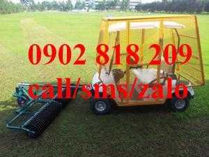 Xe nhặt banh (bóng) golf tự động có người lái