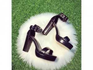 Dép cao gót quai mảnh gót trụ 9cm