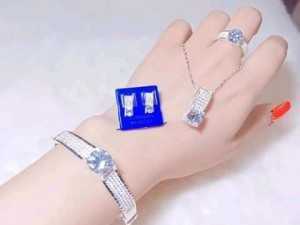 Trang sức bạc