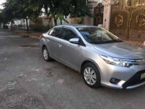 Gia đình tôi bán xe TOYOTA VIOS E màu bạc, sx cuối 2014, chính chủ từ đầu