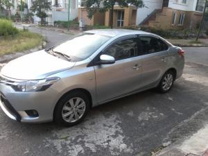 Gia đình tôi bán xe TOYOTA VIOS E màu bạc, sx cuối 2014, chính chủ từ đầu