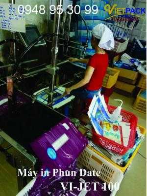 in bao bì trước khi đóng gói