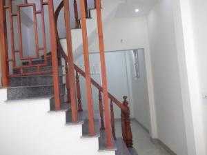 Đang cần bán gấp nhà trong ngõ đường thành chung