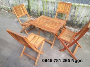 Bàn ghế gỗ xếp