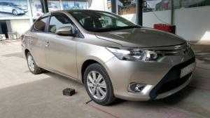 Bán Toyota VIOS E 1.5MT màu vàng cát số sàn biển Sài Gòn sản xuất 2016 mẫu mới