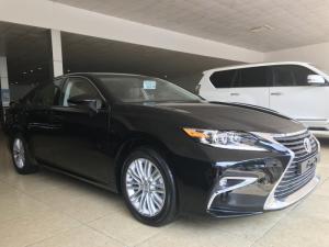 Bán Lexus ES250 nhập khẩu 2018, mới 100%,xe và giấy tờ giao ngay .