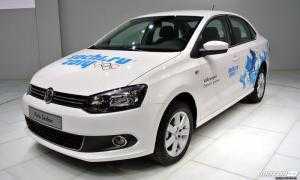 Bán ô tô Volkswagen Polo GP số tự động sản xuất 2015, màu trắng, nhập khẩu nguyên chiếc