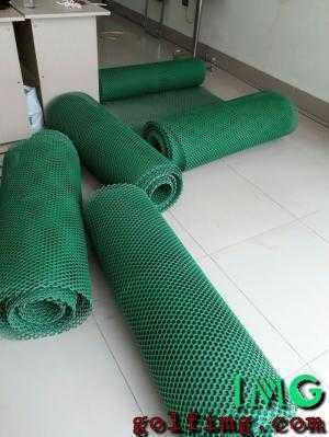 Lưới nhựa cứng quây lót chuồng gà - vịt