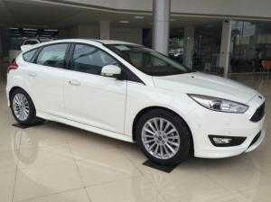 Bán nhanh Ford Focus Sport 2018
