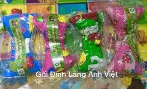 Gối lá đinh lăng cho bé đặc trị mồ hôi trộm