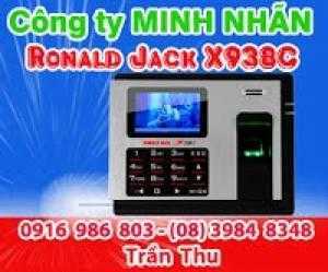 Máy chấm công vân tay + thẻ cảm ứng + pin