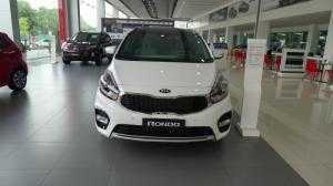 Lô kia Rondo thuế 0% giá cực rẻ