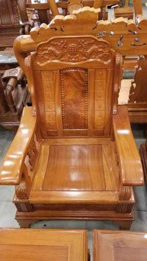 Bộ Bàn Ghế Kiểu Truyền Thống Và Hiện Đại