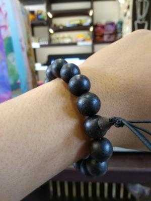 Vòng đeo tay trầm hương