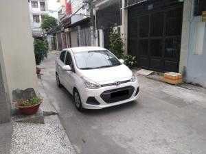 Cần bán xe Hyundai i10 2016 số sàn màu trắng