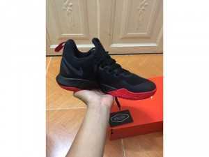 Cần bán giày nike zoom shift chính hãng 97%