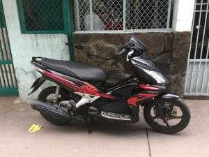 Xe Air Blade 110cc. màu đỏ đen . đã lên thái. màu đen nhám