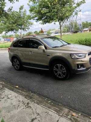 Bán Chevrolet Captiva Revv 2.4AT màu vàng cát số tự động sản xuất 2016 full options